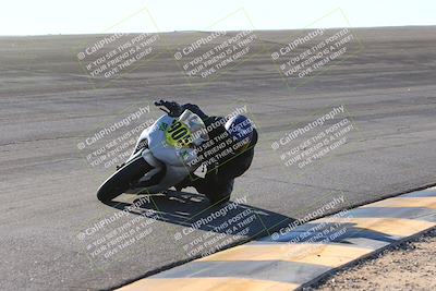 media/Dec-06-2024-CVMA Friday Practice (Fri) [[e1d1c5d4fc]]/4-Group 4 and Trackday/Session 5 (Bowl)/